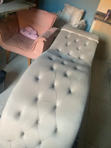 Vendo maca e poltrona nunca usada só fiz tira do plástico 