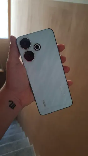 Smartphone REDMI13 256GB 