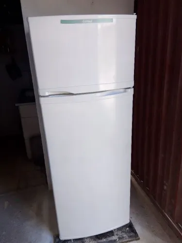 Vendo geladeira Consul fomcionandor normal