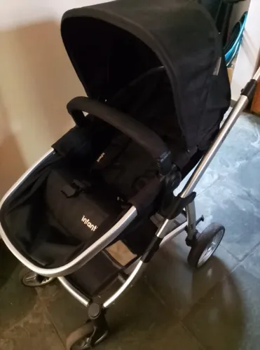 Kit bebê Infanti carrinho e bebê confort