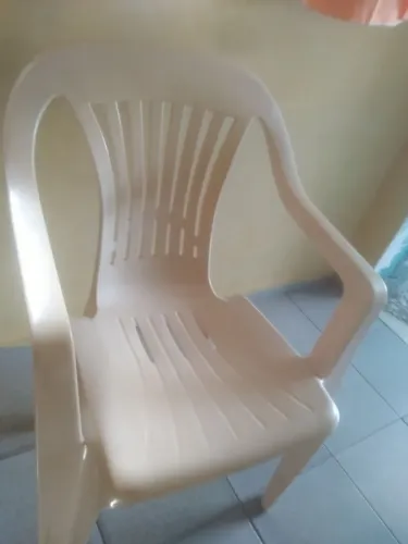 Cadeira de plástico usadas4unidades