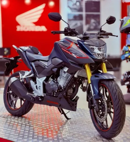Honda CB300 Twister S
