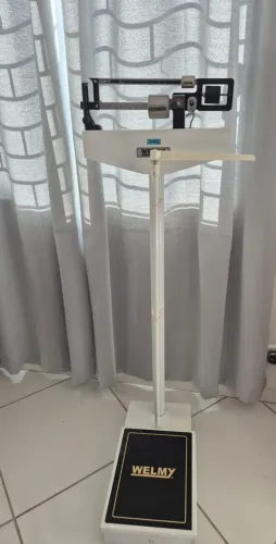 VENDO - Balança Mecânica Welmy usada