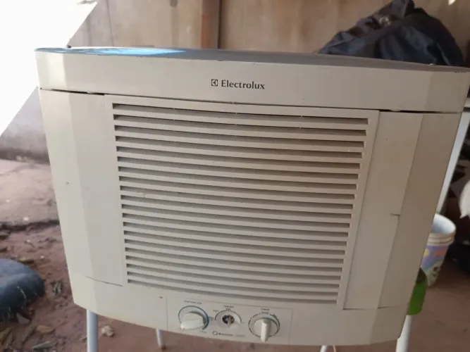 Estou vendendo este ar condicionado de 10.000 BTUs