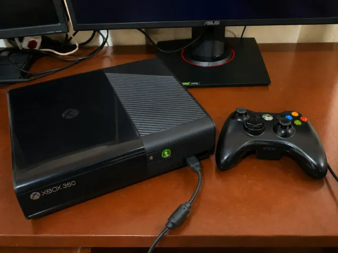 ? Xbox 360 Completo | Vários Jogos na Conta | Só Ligar e Jogar