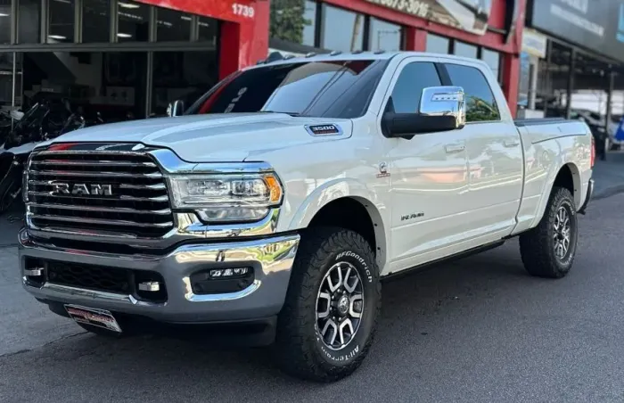 Ram 3500 Limited Longhorn 6.7 TB CD Diesel 2024