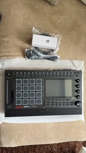 AKAI MPC LIVE III