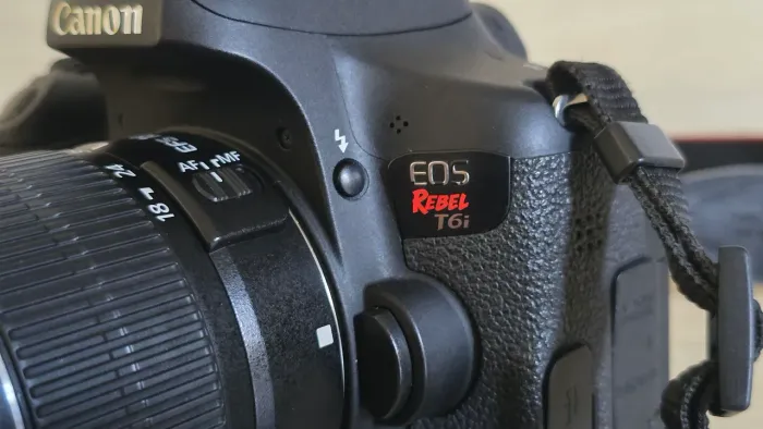 CANON T6i Wi-Fi + LENTE 18-55MM ÓTIMO ESTADO 