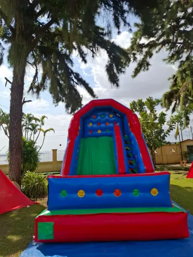 Nicoly diversões locação de brinquedos