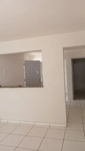 Alugo casa na Cohab