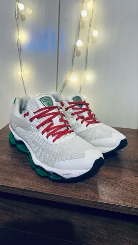 MIZUNO x LAMBORGHINI - Edição limitada