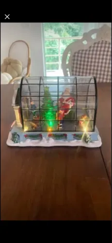 Linda decoração de Natal estufa papai Noel com iluminação 