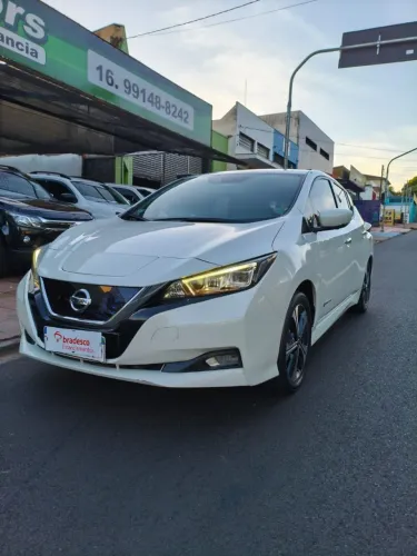 Nissan Leaf Aut. (elétrico) 2020