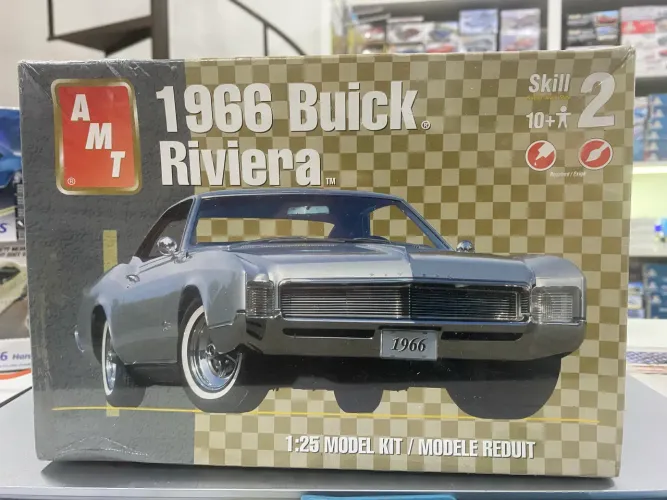 Kit Plastimodelismo Buick Riviera 1966