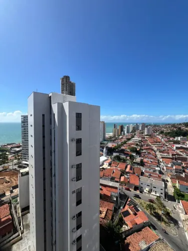 Apartamento de Alto Padrão para Aluguel em Petrópolis - Vista Mar | 187m² | 4 Quartos | 4 