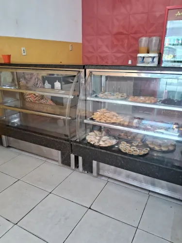 Vendo balcão de padaria em excelente estado