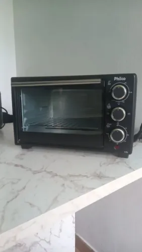 Forno phico 17L Estado novo pouco de uso funcionando perfeitamente!!!!