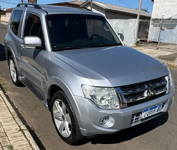 Mitsubishi Pajero HPE Full 3.8 V6 250cv 3P Aut. 2012