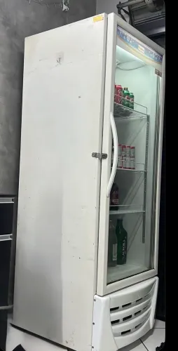 Geladeira expositora