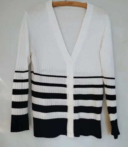 Cardigã feminino off white M