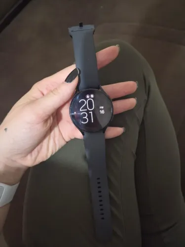 Galaxy watch 5 - 44mm vidro trincado, leia abaixo