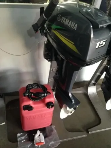 Motor Yamaha 15 Hp novo