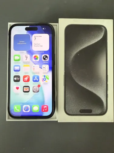 Apple iPhone 15 pro black titanium