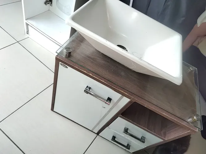 Vendo esses gabinete de banheiro