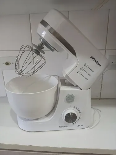 Batedeira planetária Pilco 700w