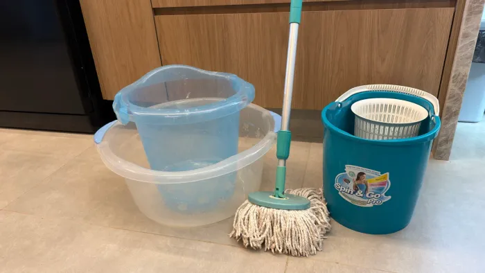 Mop Giratório + Bacia + Balde