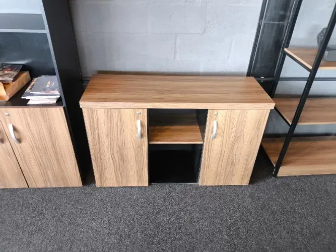 Armário Baixo de Escritório com 2 Portas e Prateleira - 0,75x1,19x0,42cm - (ENTREGAMOS)!!