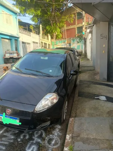 Fiat Punto Attractive 1.4 Fire Flex 8V 5P 2012