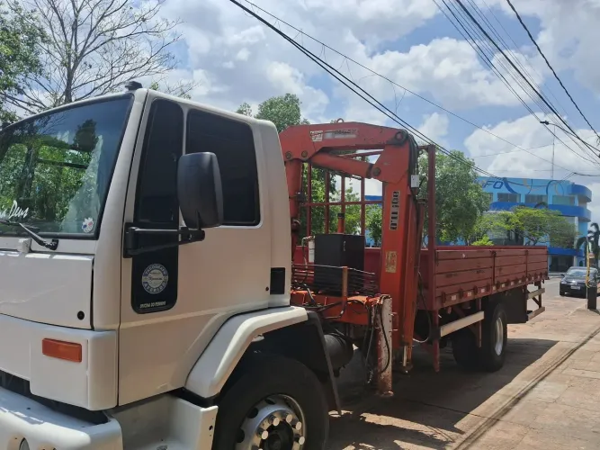 Vendo caminhao munck 