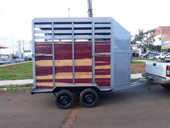Reboque / carretinha para cavalo