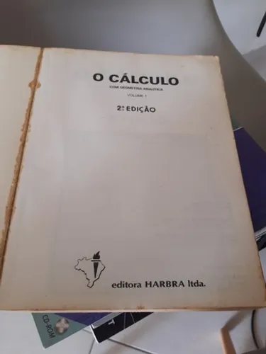 Livro de Calculo  com geometria analítica  . Leithold