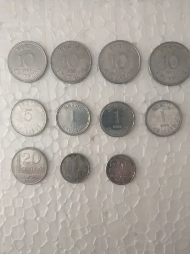 Moedas antigas p/ colecionadores 