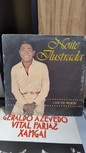Disco de Vinil - Noite Ilustrada.