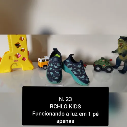Tenis Infantil Dino