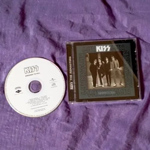 cd dressed to kill | KISS