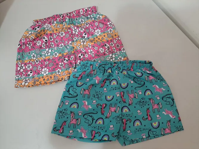 2 Shorts Tactel Tamanho 4 NOVO 