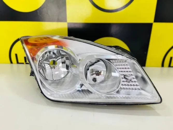 Farol principal Ford Fiesta 2008 a 2010 - NOVO!!