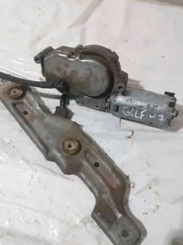 Motor limpador TRASEIRO VW/golf 97