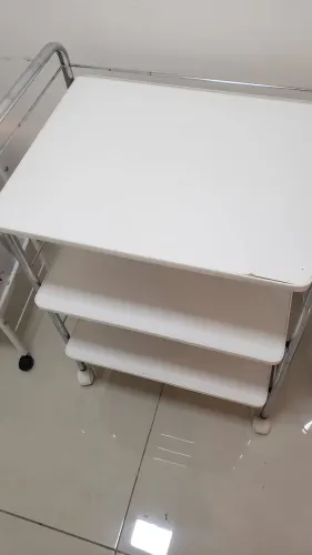 Carrinho auxiliar para estética 