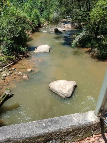 CHÁCARA EM ALFREDO CHAVES