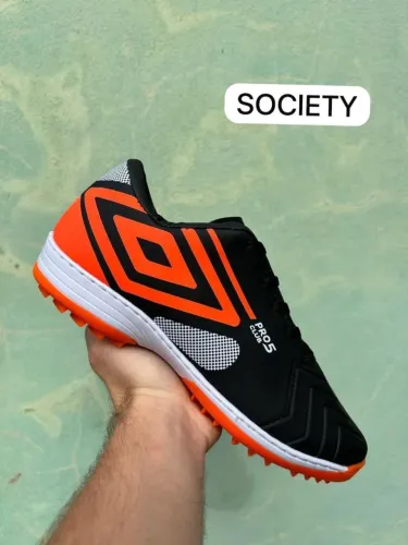 Chuteira Umbro qualidade top