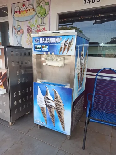 Máquina de sorvete expresso Italianinha NTGA trifásica 220V