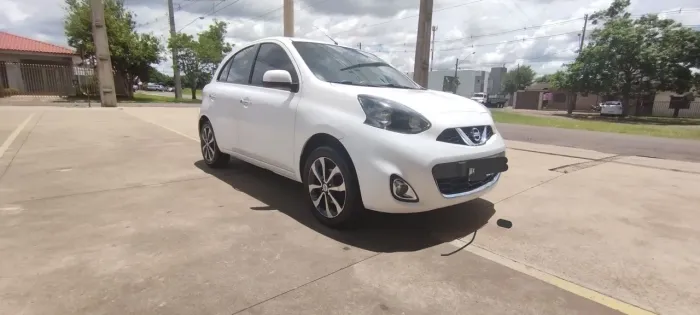 Nissan March SL 1.6 16V Flex Fuel 5P 2015
