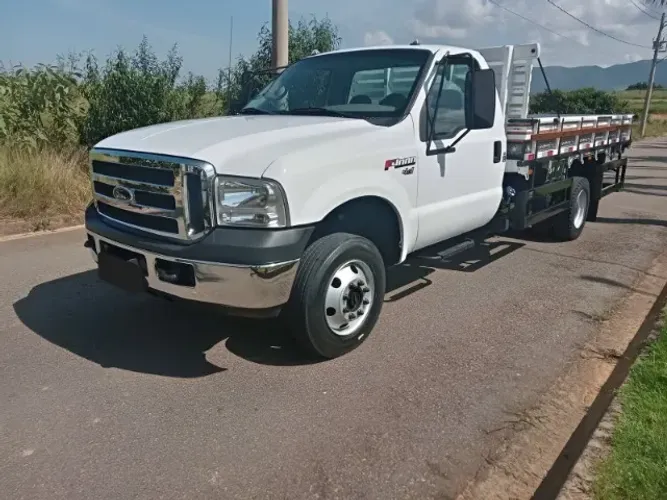 Ford F4000 4x4 carroceria 2019