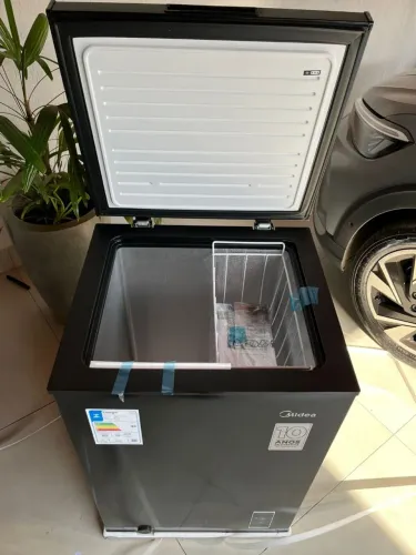 Freezer 100 litros midea novo.