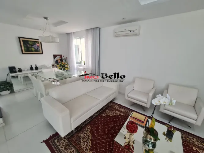 Casa em Condomínio VALE DO PAU FERRO na Freguesia Jacarepaguá - 3 quartos, 3 suítes, 2 sal
